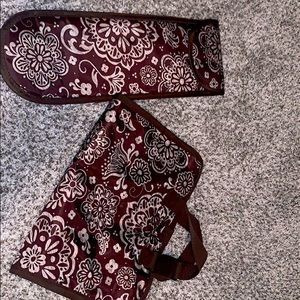 Thirty one set like new only used twice @